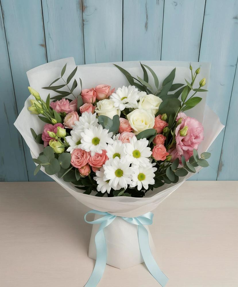 Букет цветов из: Розы, Лизиантусы и Хризантемы в Рождествено