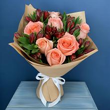 Букет цветов из:  Розы и Альстромерии #REPLACE_PRED# Рождествено