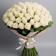 Букет 101 беля роза Белоснежка в Рождествено