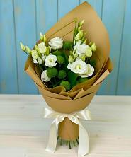 Букет цветов из:  Хризантемы и Лизиантусы в Рождествено