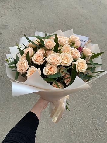 Букет Кремовые розы Латте в Рождествено